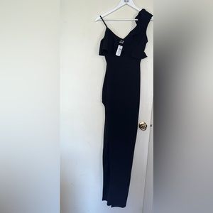 | NWT | WINDSOR Black Formal Maxi Dress